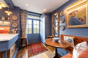 Kitchen Breakfast Room- click for photo gallery